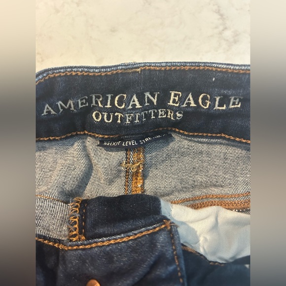 American Eagle Denim Shorts - Picture 3 of 4